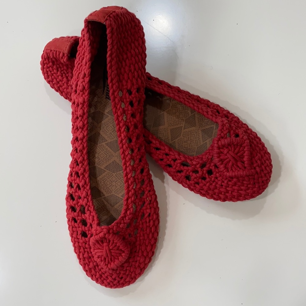 Red Ballet Flats Crochet Lucky Brand Size 8 NEW